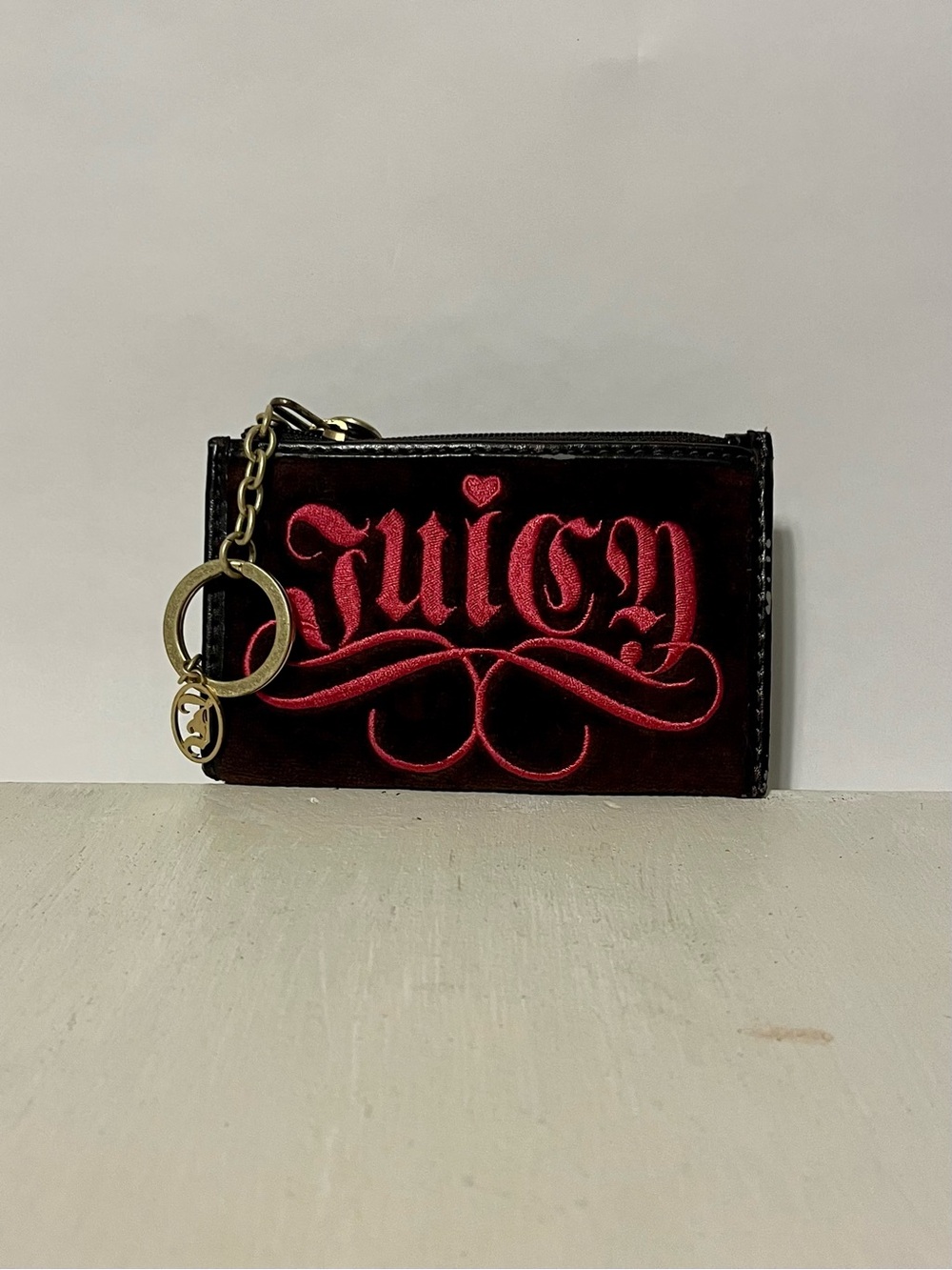 Juicy Couture Vintage Y2K Velvet Card & Key Holder with Pink Embroidered Logo